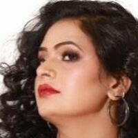 Malavika Tomar Naakt