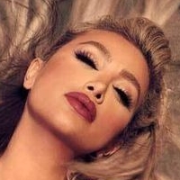 Maya Diab Naakt