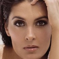 Mayrin Villanueva Naakt