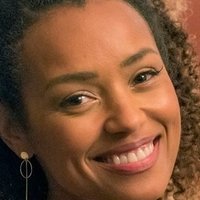 Melanie Liburd Naakt