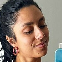 Michelle Khare Naakt