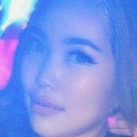 Nia Irwan Naakt