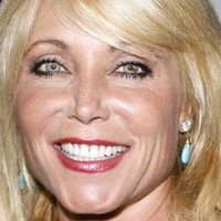 Pamela Bach Naakt