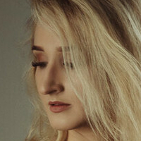 Patrycja Bieniek Naakt