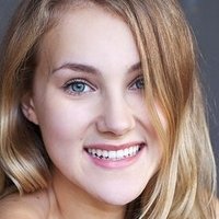 Pauline Angert Naakt