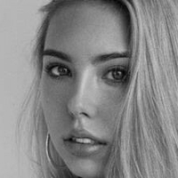 Raelynn Rosalie Harper Naakt