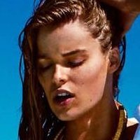 Robyn Lawley Naakt