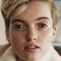 Ruth Bell Naakt