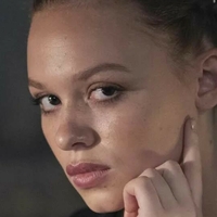 Sadie Soverall Naakt