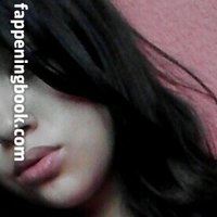 sar.eliii Naakt