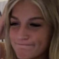 Sarah Lindstrom Naakt