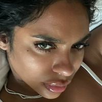 Skye Morales Naakt