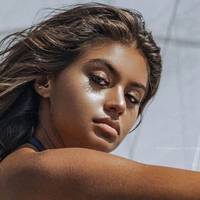 Sofia Jamora Naakt