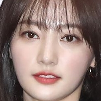 Song Ha-yoon Naakt
