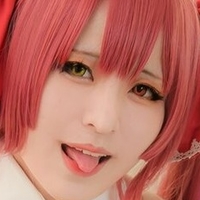 Sonigalion Scarlet Naakt