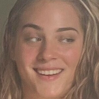 Sophia Cundiff Naakt