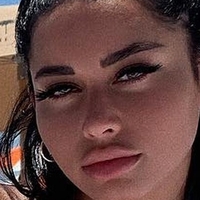 Stephanie Rao Naakt