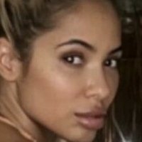 Stephanie Santiago Naakt