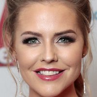 Stephanie Waring Naakt