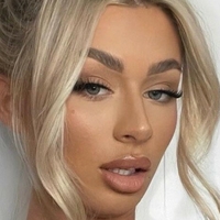 Tasha Newcombe Naakt