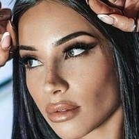 Vanessa Ouerhani Naakt