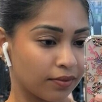 Yashna Sewsunker Naakt