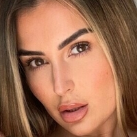 Yasmine Fox Naakt