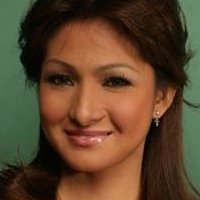 Ynez Veneracion Naakt